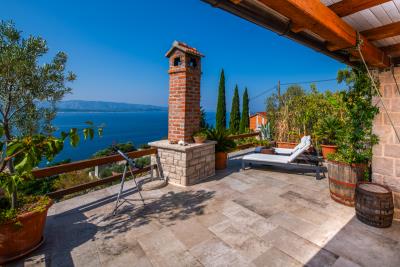 02-2013-207-Brac-stone-house-sea-view-for-sale