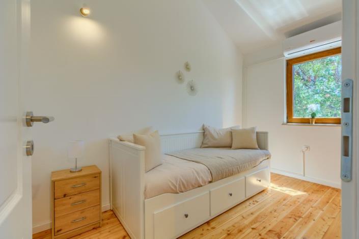 Image No.12-3 Bed Country House for sale