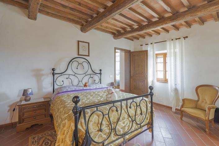 Image No.12-3 Bed Country House for sale