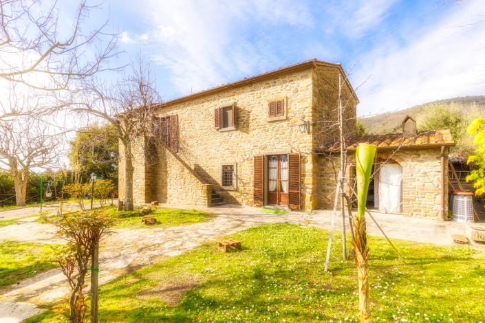 Image No.1-3 Bed Country House for sale