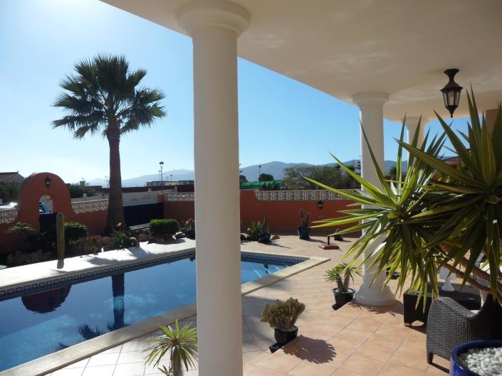 Image No.6-4 Bed Villa / Detached for sale