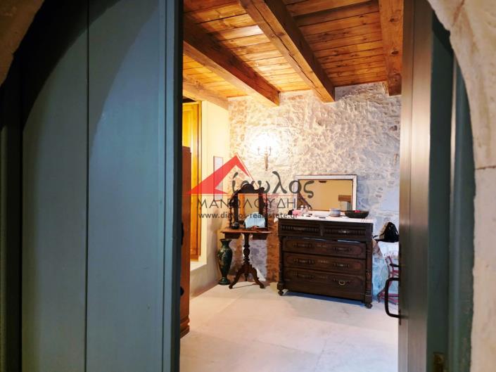 Image No.13-4 Bed Villa / Detached for sale