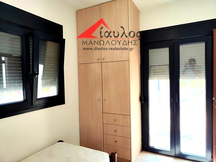 Image No.16-3 Bed Maisonette for sale