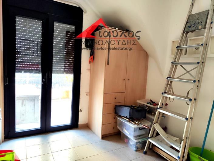 Image No.18-3 Bed Maisonette for sale