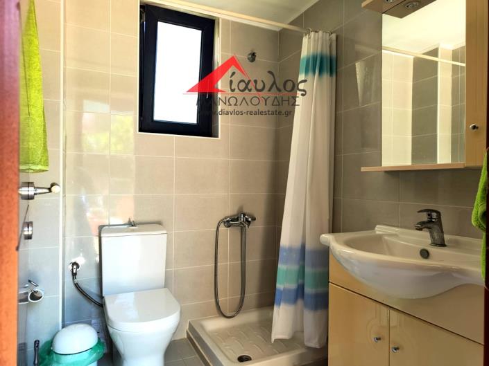 Image No.19-3 Bed Maisonette for sale