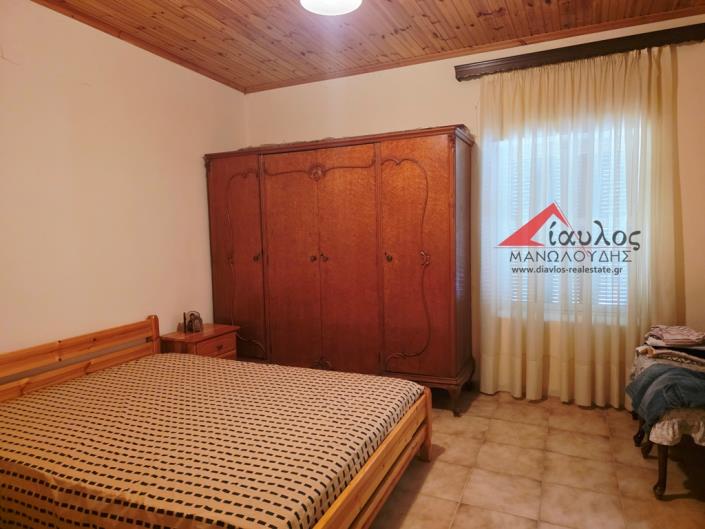 Image No.9-2 Bed Village House for sale