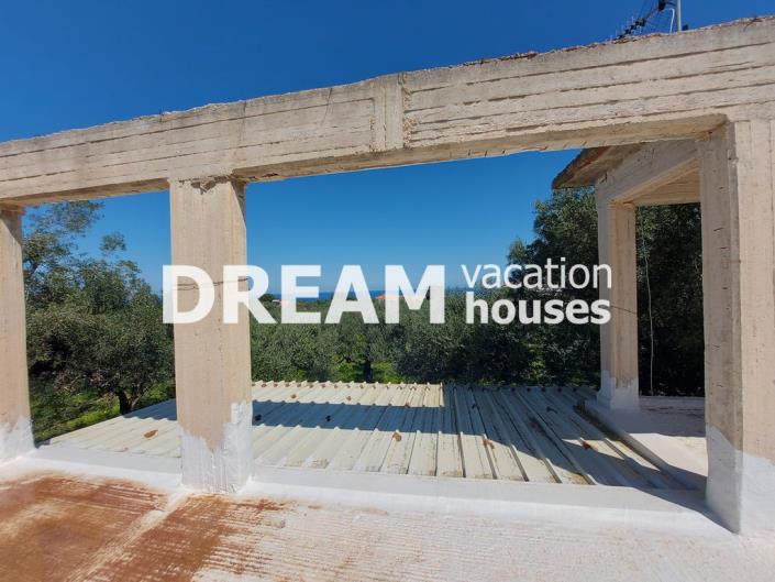 Image No.17-2 Bed House for sale