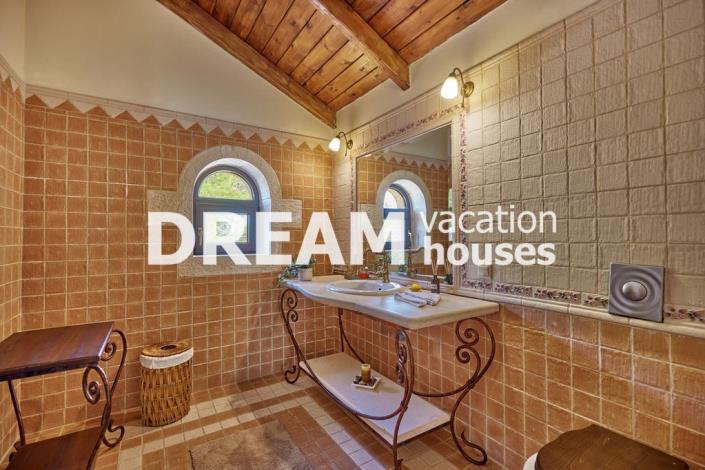 Image No.23-4 Bed Villa for sale