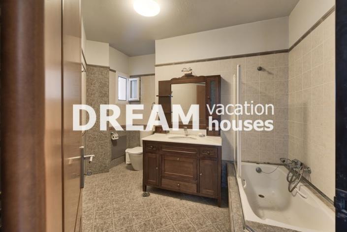 Image No.21-5 Bed Villa for sale