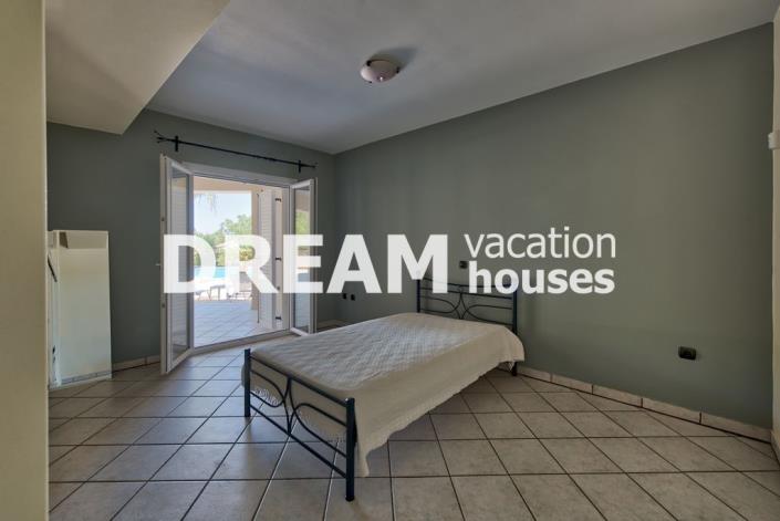 Image No.18-5 Bed Villa for sale