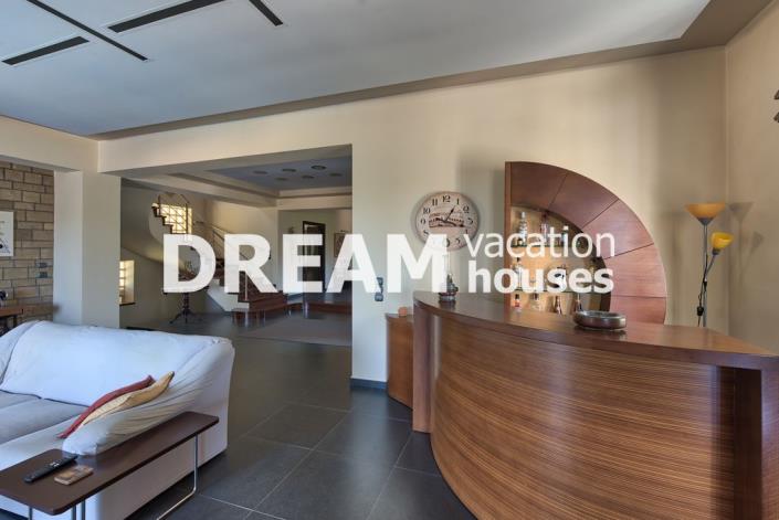 Image No.16-5 Bed Villa for sale