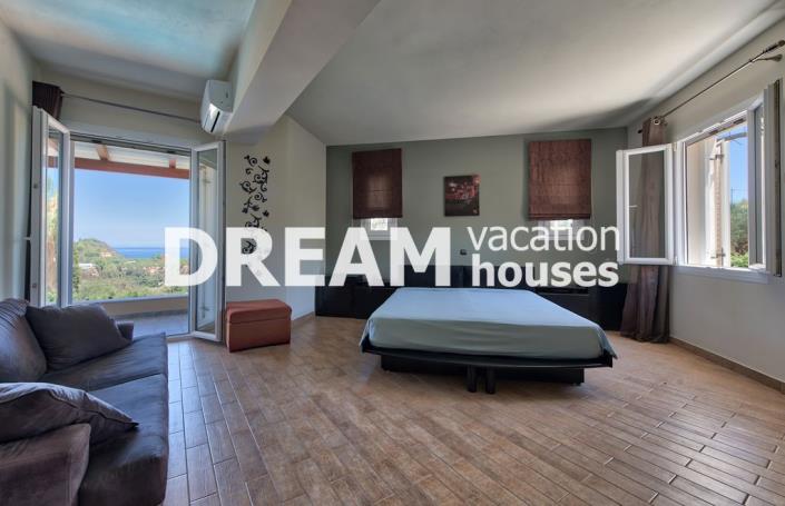 Image No.17-5 Bed Villa for sale