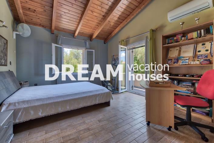 Image No.36-5 Bed Villa for sale