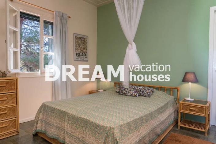 Image No.11-3 Bed House for sale