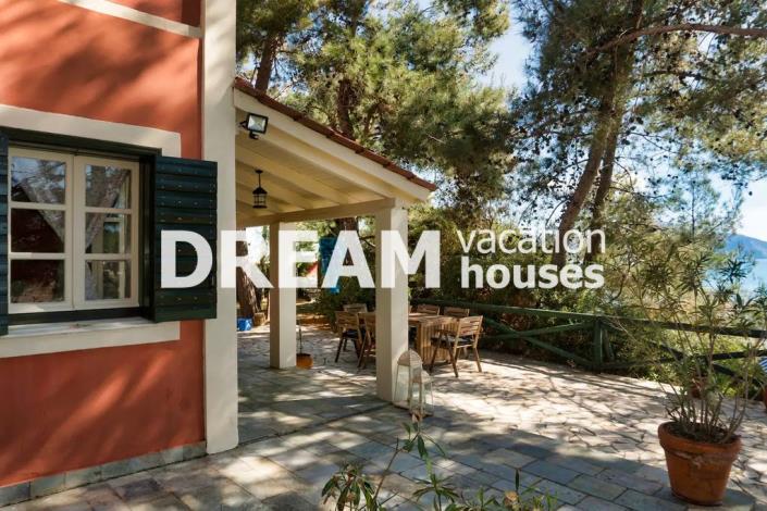 Image No.8-3 Bed House for sale