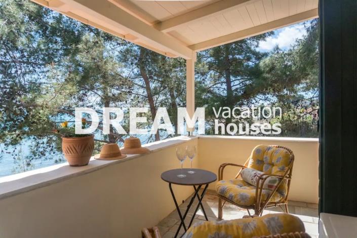 Image No.20-3 Bed House for sale