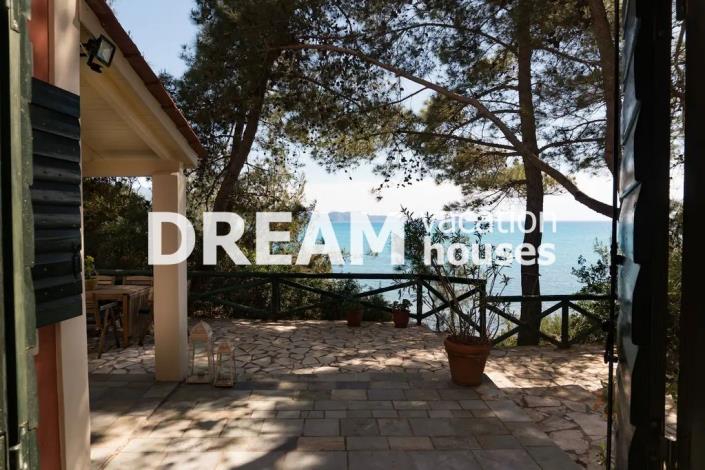 Image No.9-3 Bed House for sale