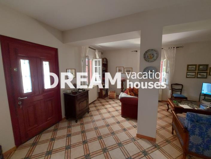 Image No.15-3 Bed House for sale