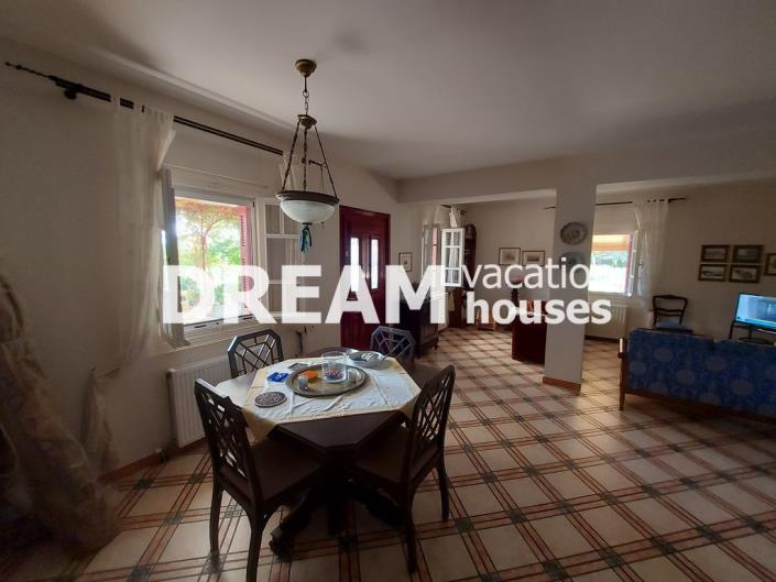 Image No.16-3 Bed House for sale