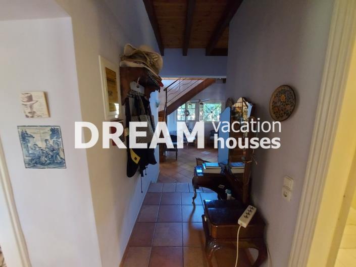 Image No.17-3 Bed House for sale