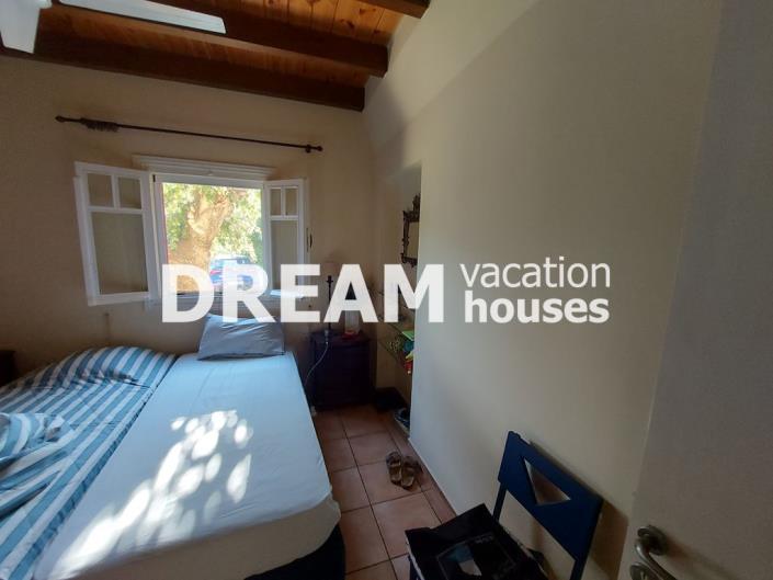 Image No.19-3 Bed House for sale