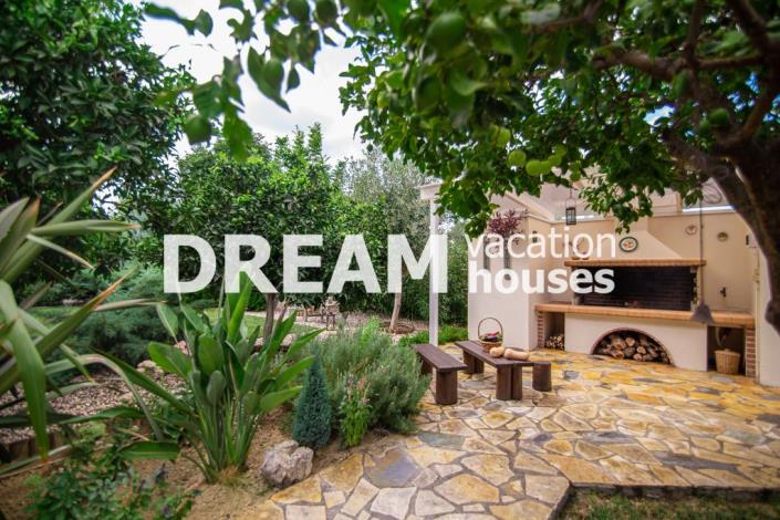 Image No.9-4 Bed Villa for sale