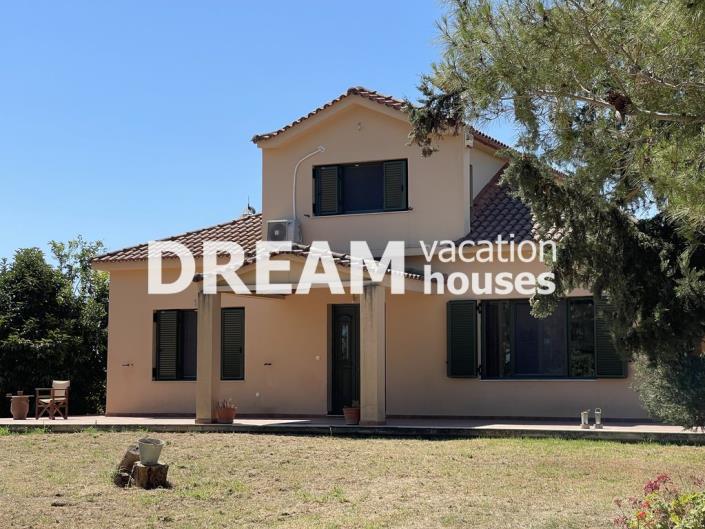 Image No.1-3 Bed House for sale