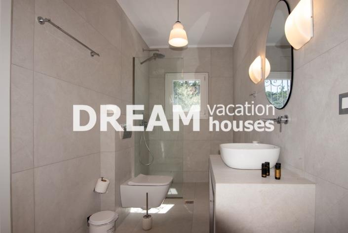 Image No.14-5 Bed Villa for sale