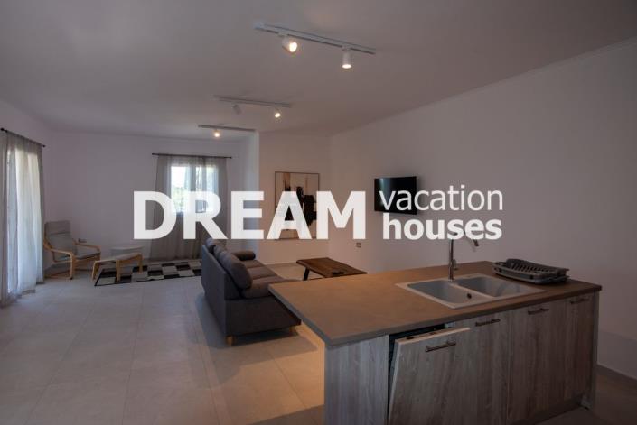 Image No.42-5 Bed Villa for sale