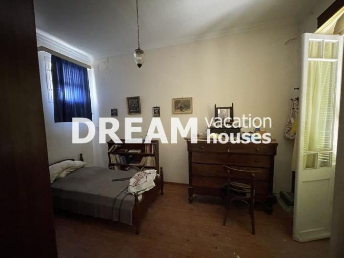 Image No.4-3 Bed House for sale