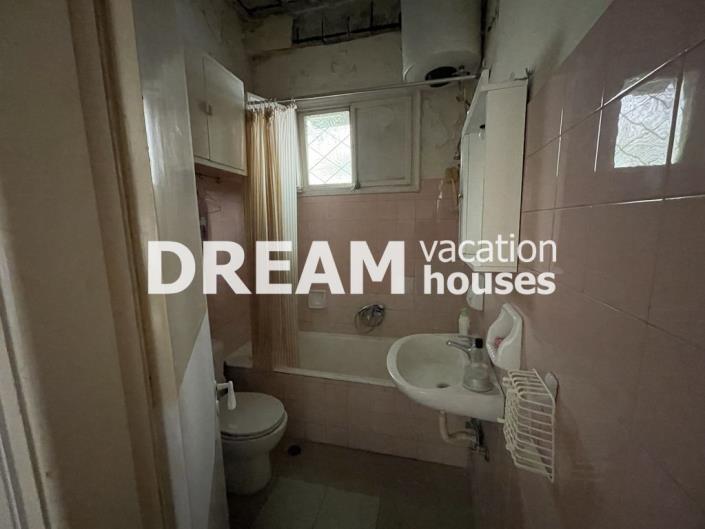 Image No.20-3 Bed House for sale