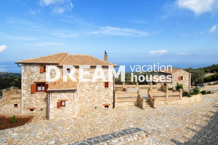 Image No.43-8 Bed Property for sale