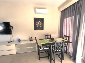 Apartment For Sale  in  Chlorakas