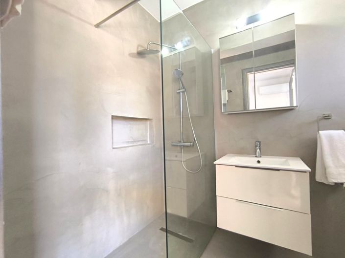 Image No.7-Apartment for sale