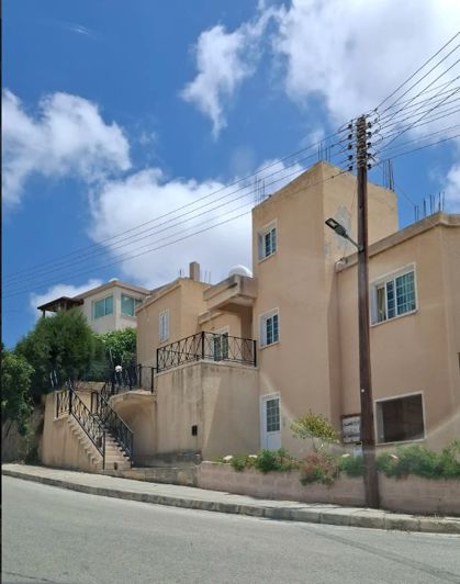 Image No.1-4 Bed Villa for sale