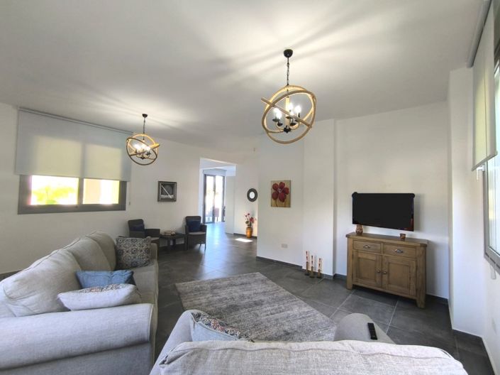 Image No.6-4 Bed Villa for sale