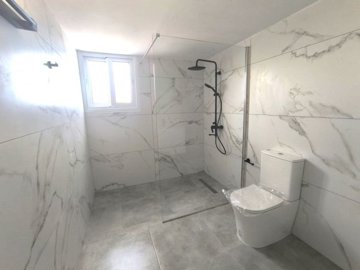 Apartment For Sale  in  Geroskipou