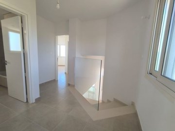 Detached Villa For Sale  in  Kissonerga