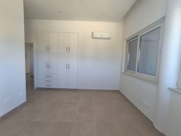 Detached Villa For Sale  in  Kissonerga