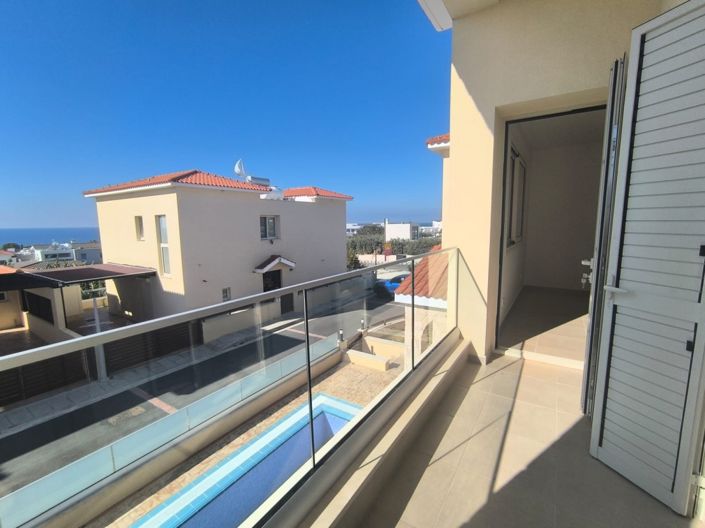 Image No.17-3 Bed Villa for sale