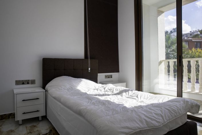 Image No.10-5 Bed Villa for sale