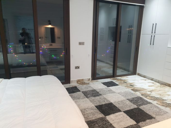 Image No.17-5 Bed Villa for sale