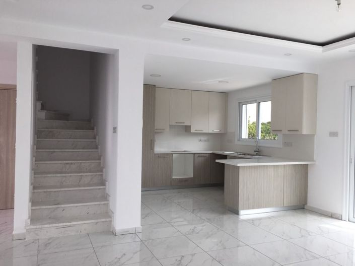 Image No.4-2 Bed Villa for sale