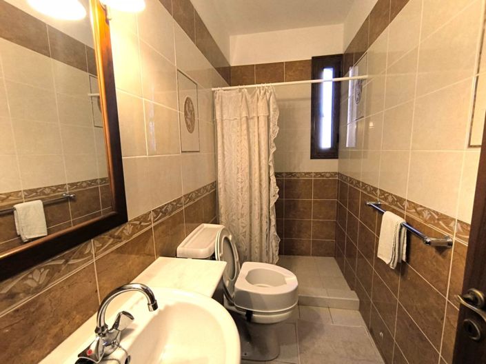 Image No.12-4 Bed Villa for sale