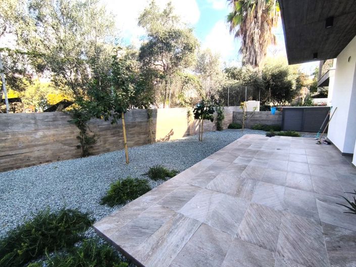 Image No.10-4 Bed Villa for sale