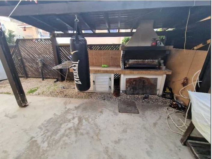 Image No.15-3 Bed Townhouse for sale