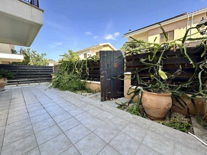 Image No.17-3 Bed Townhouse for sale