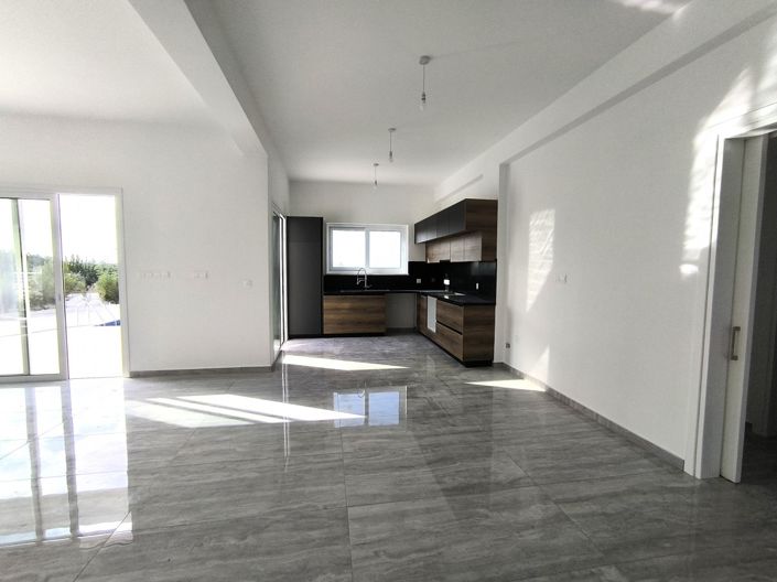 Image No.7-4 Bed Villa for sale