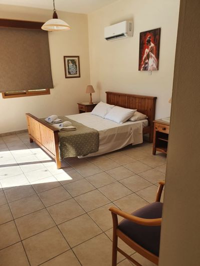 Image No.10-3 Bed Villa for sale