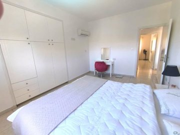 Apartment For Sale  in  Kato Paphos - Universal